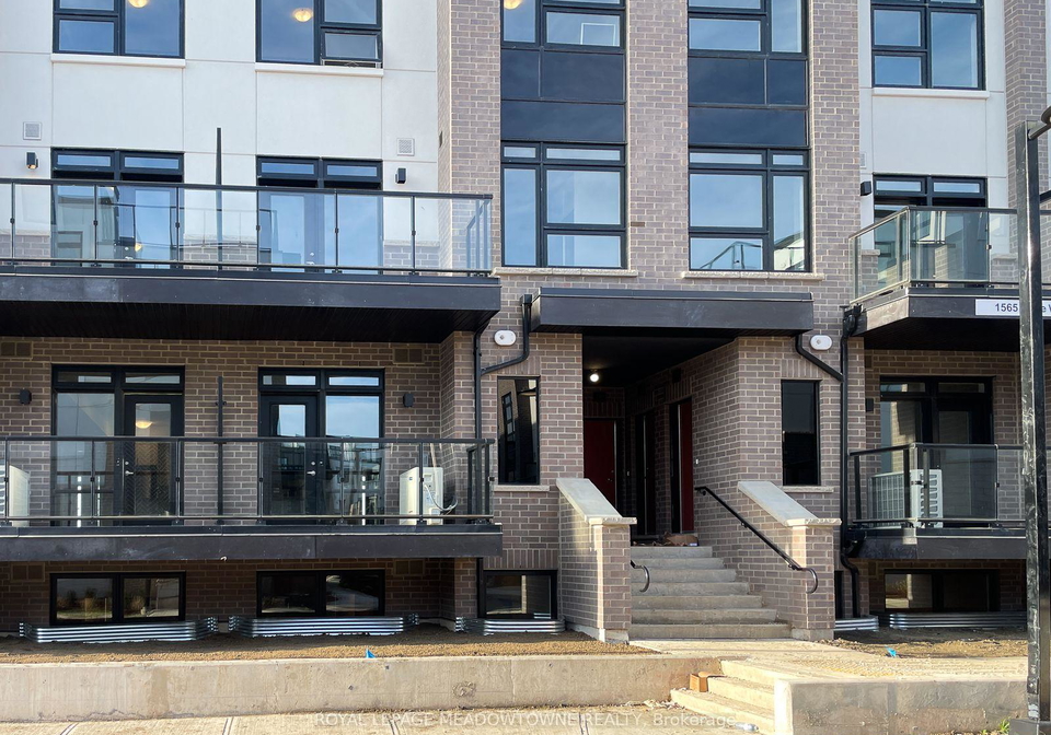 1565-rose-way-milton-ontario-w13814666