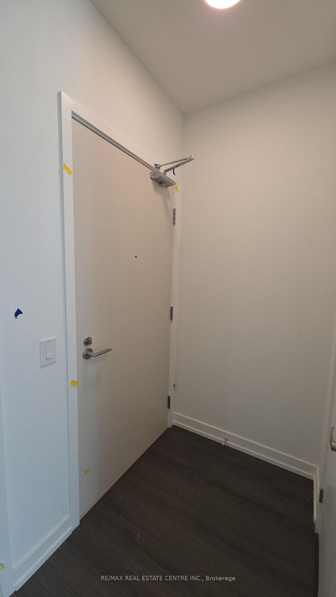 4010-eglinton-avenue-w-toronto-etobicoke-ontario-w13814750