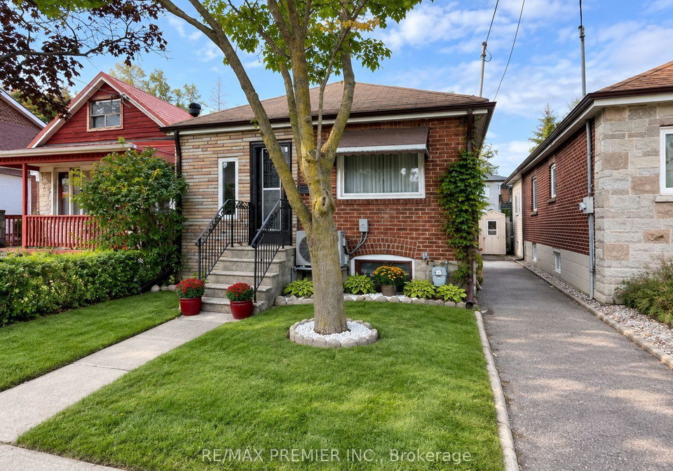 34-rutherford-avenue-toronto-north-york-ontario-w13814782