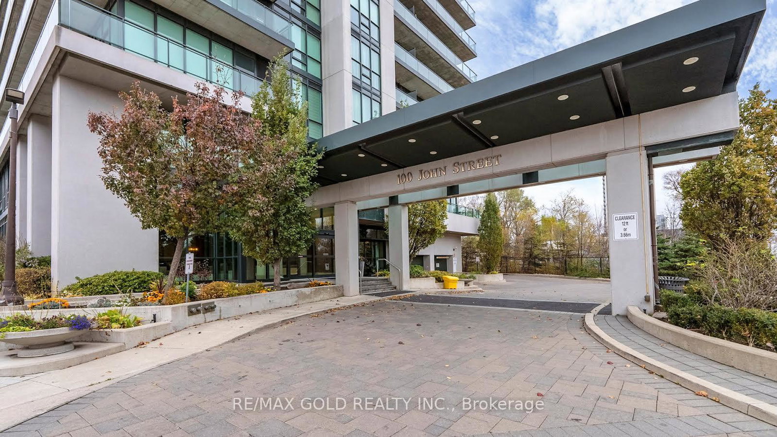 100-john-street-brampton-ontario-w13814978