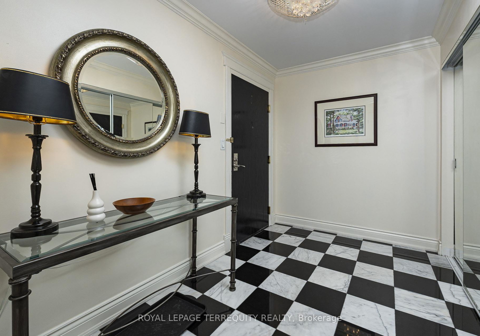 935-royal-york-road-toronto-etobicoke-ontario-w13815114