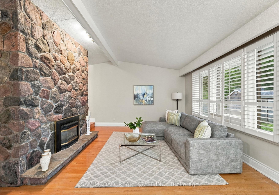 1459-birchwood-drive-mississauga-ontario-w13815128