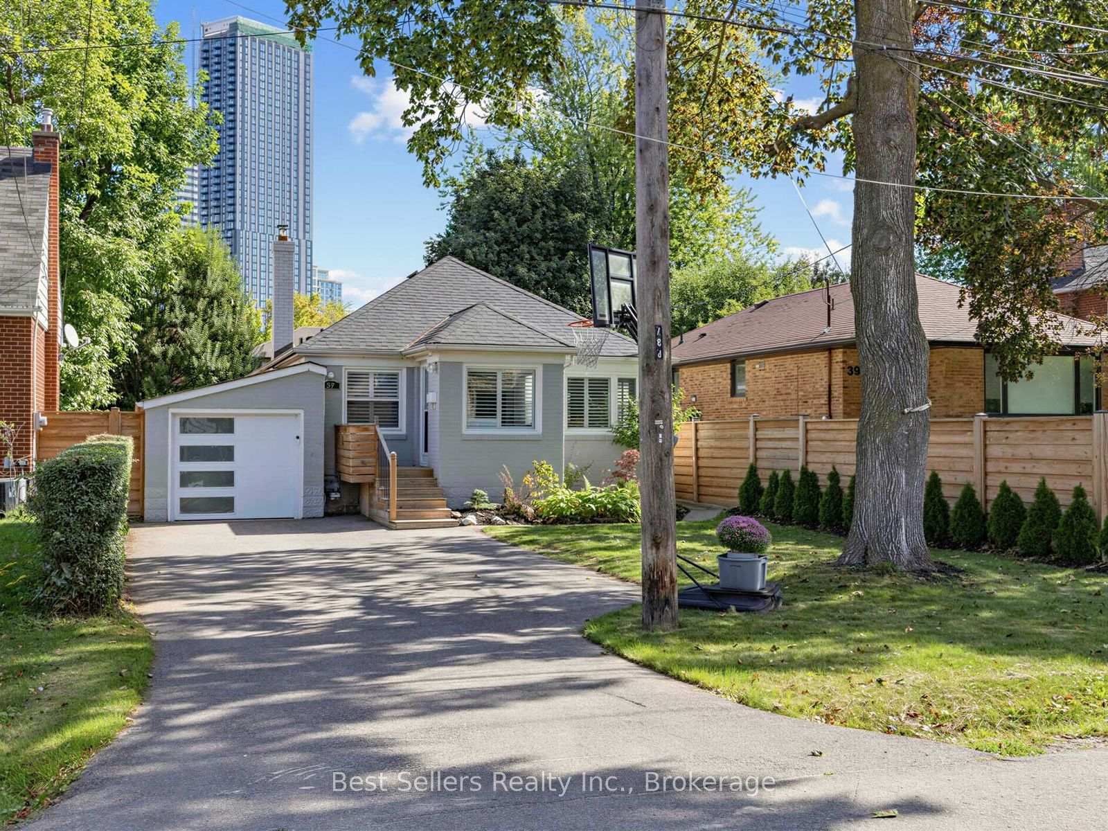 37-wilmar-road-toronto-etobicoke-ontario-w13815328