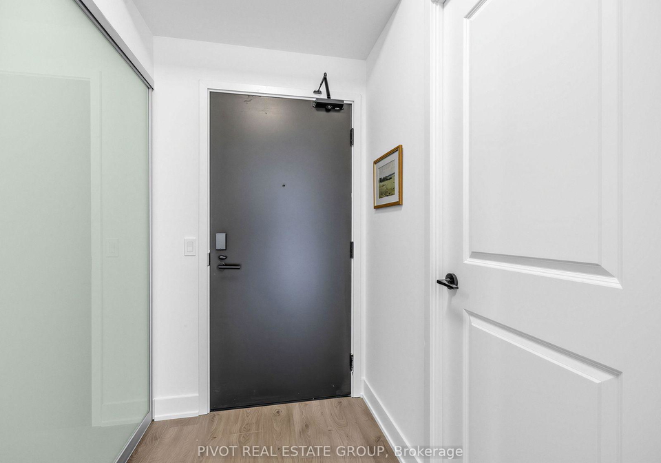 2343-khalsa-gate-oakville-ontario-w13815928