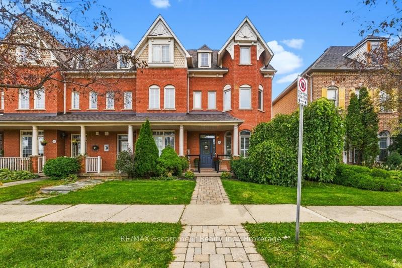 272-glenashton-drive-oakville-ontario-w13816176