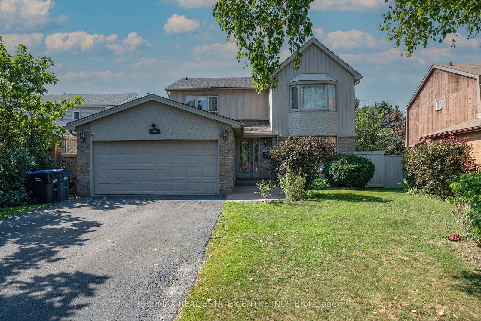 44-madelaine-crescent-brampton-ontario-w13816188