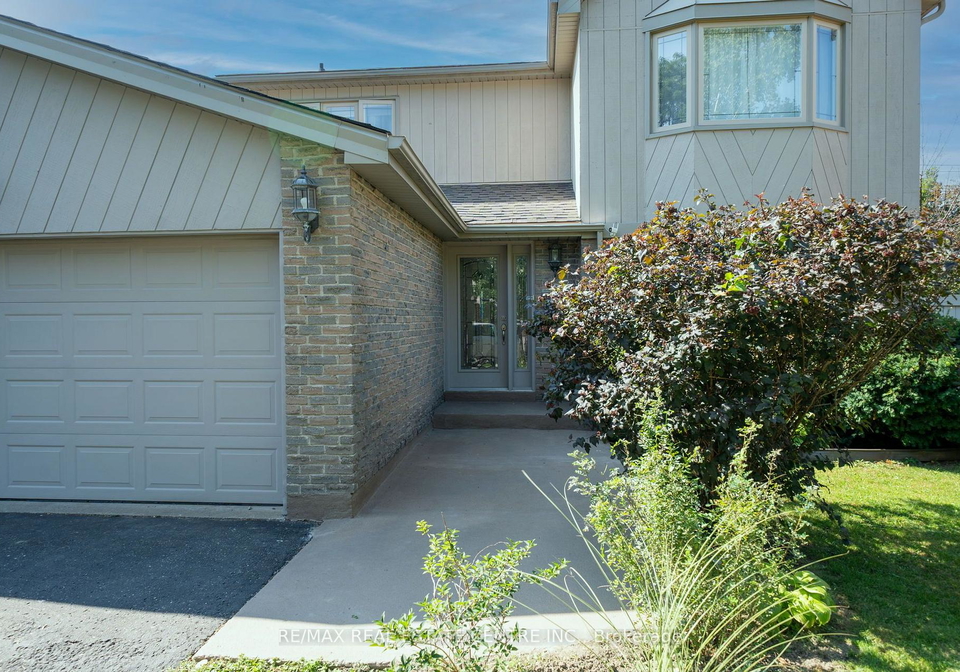 44-madelaine-crescent-brampton-ontario-w13816188