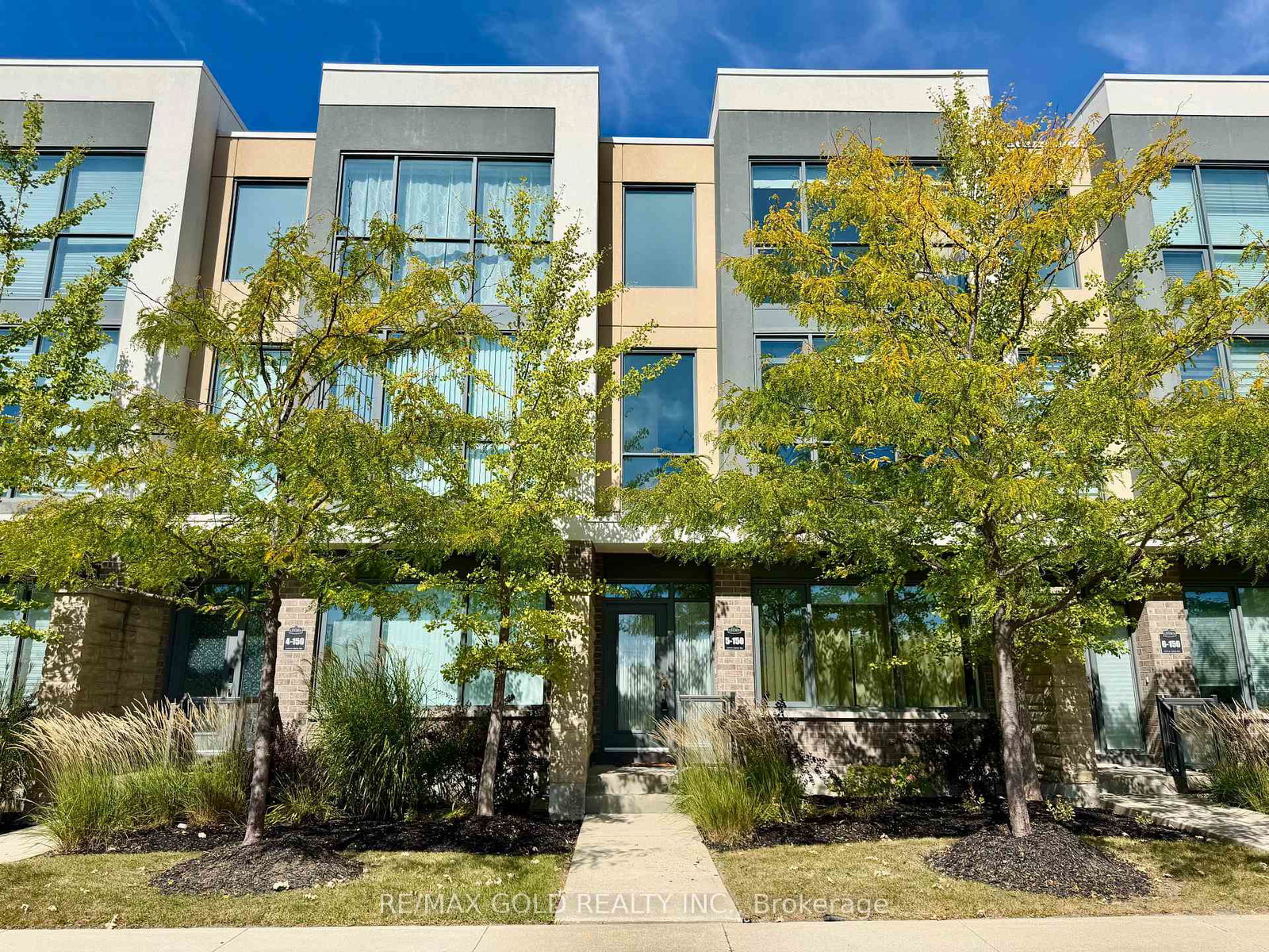 150-little-creek-road-mississauga-ontario-w13816348