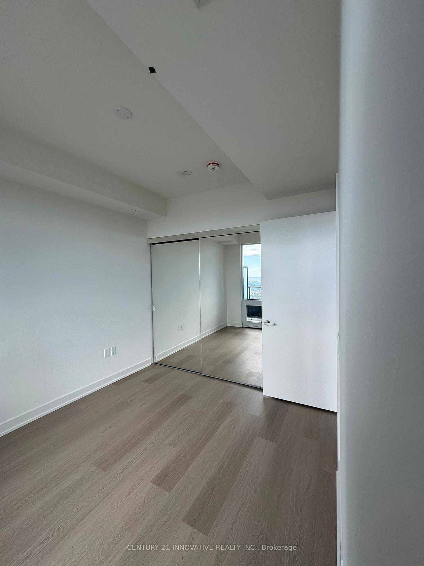 448-burnhamthorpe-road-w-mississauga-ontario-w13816698