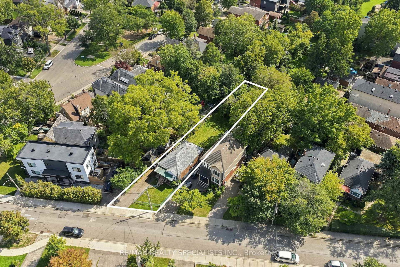 93-cavell-avenue-toronto-etobicoke-ontario-w13816940