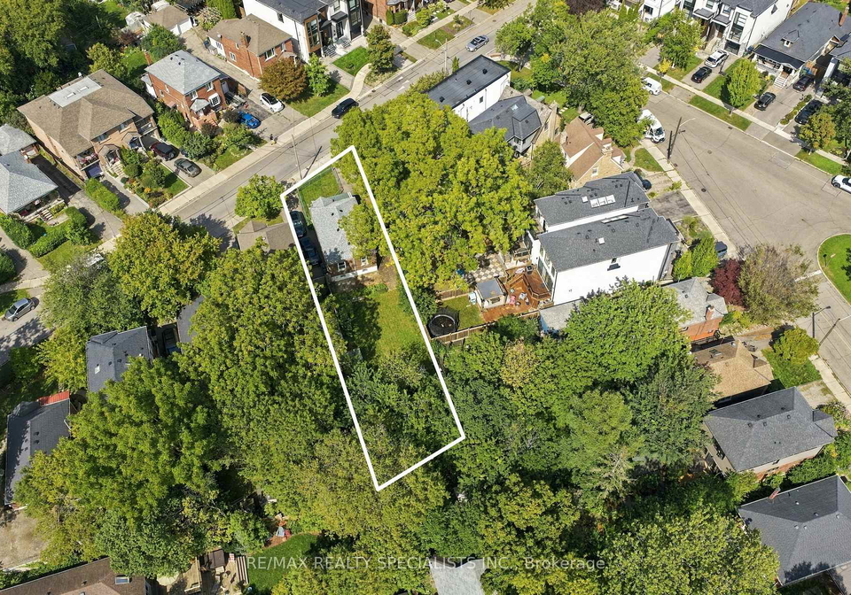 93-cavell-avenue-toronto-etobicoke-ontario-w13816940