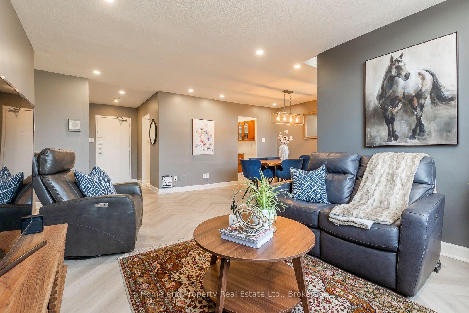2825-islington-avenue-toronto-york-ontario-w13817062