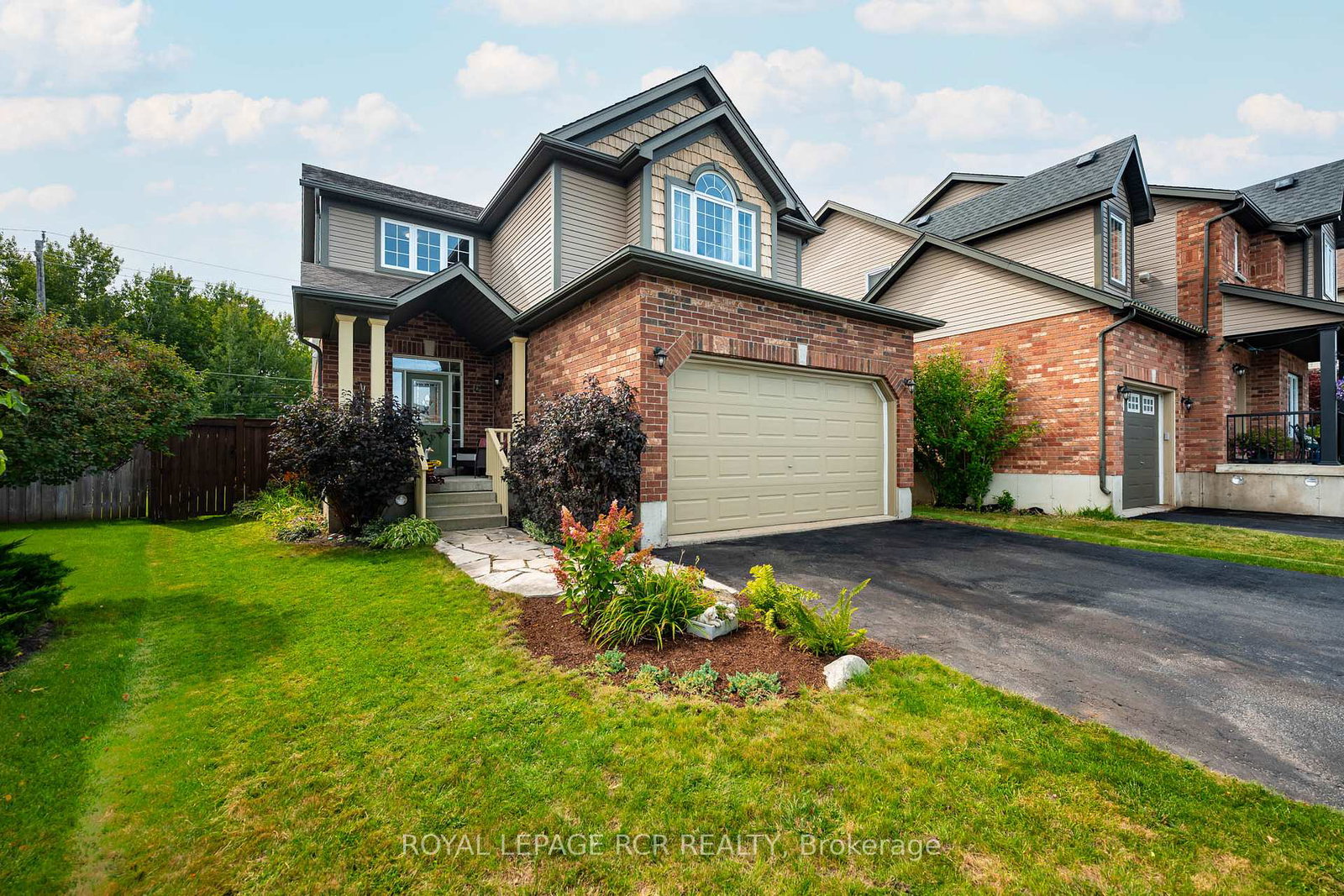 12-maude-court-orangeville-ontario-w13817252
