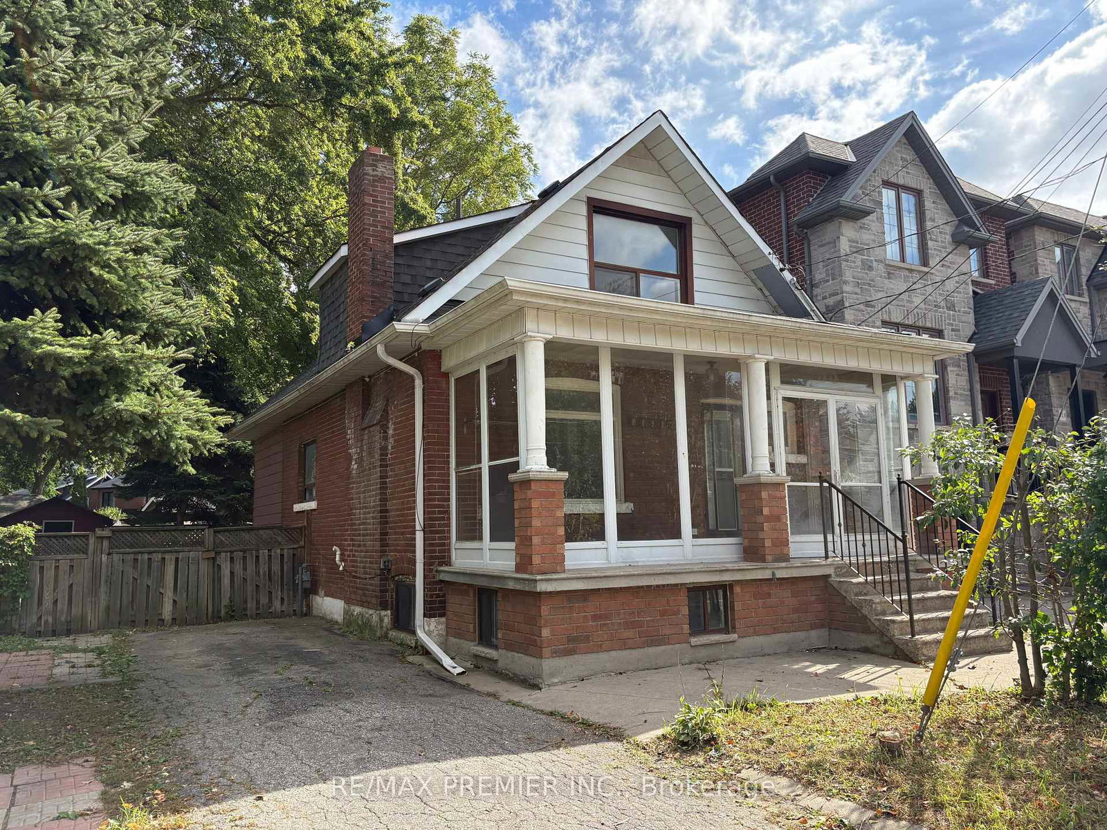 33-royal-york-road-toronto-etobicoke-ontario-w13817386