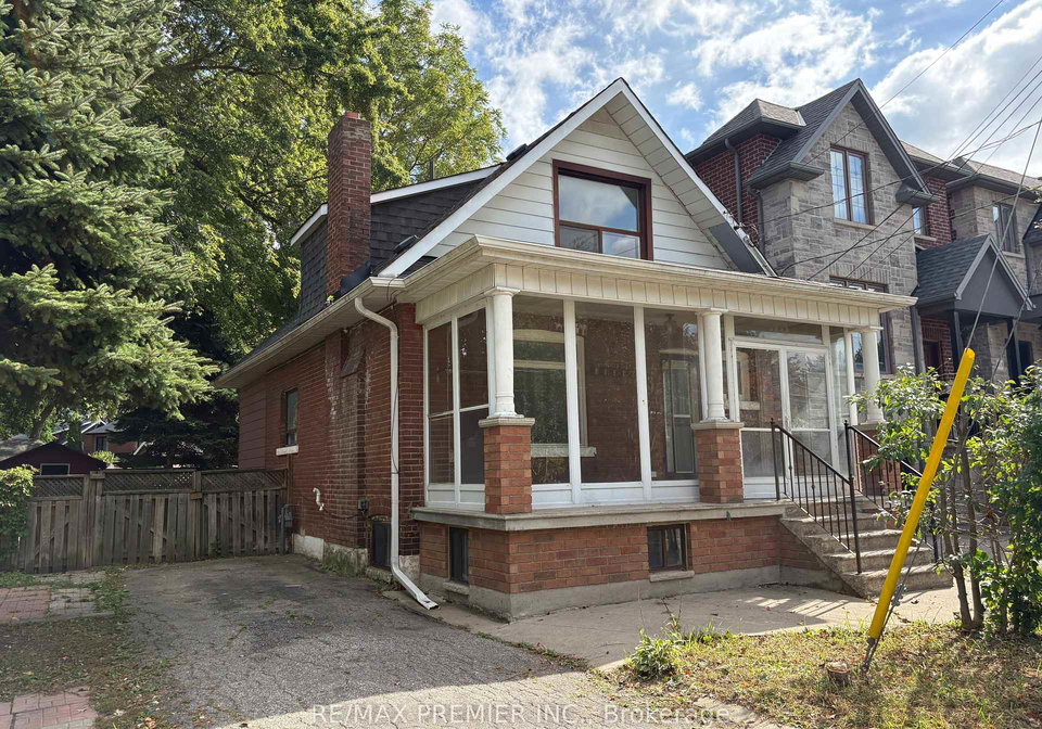 33-royal-york-road-toronto-etobicoke-ontario-w13817386