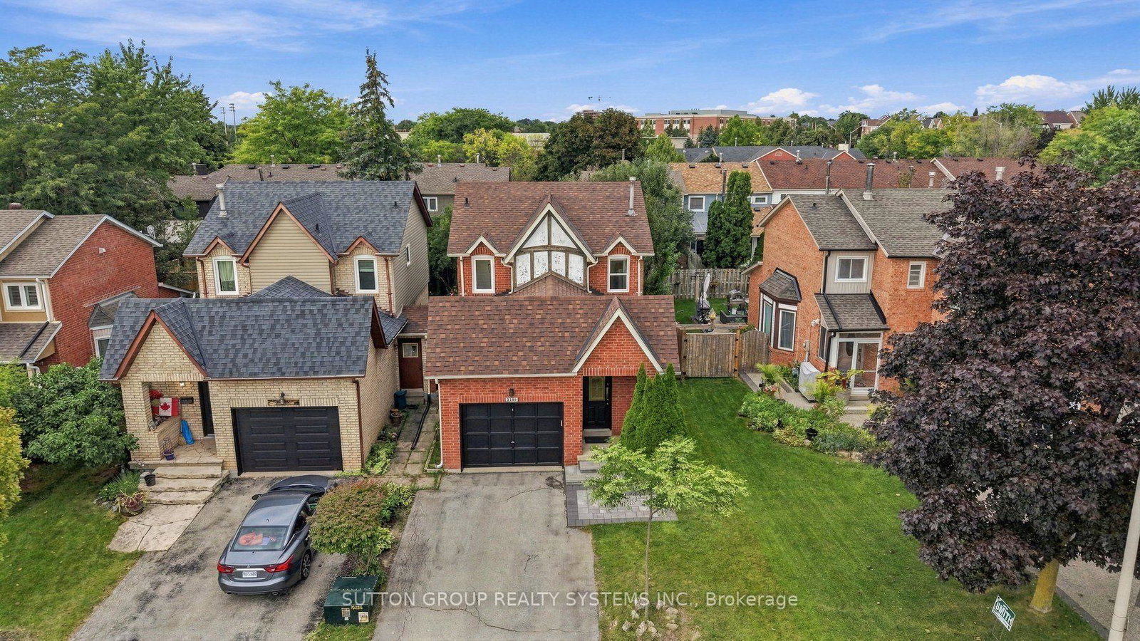 2250-munns-avenue-oakville-ontario-w13817440