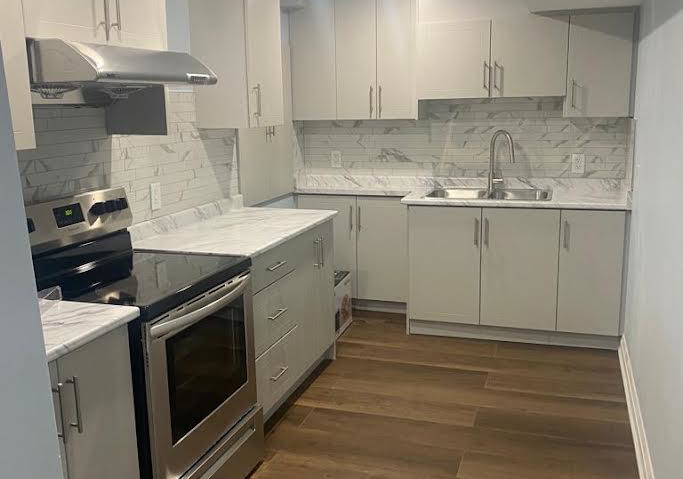 172-golden-springs-drive-brampton-ontario-w13817468