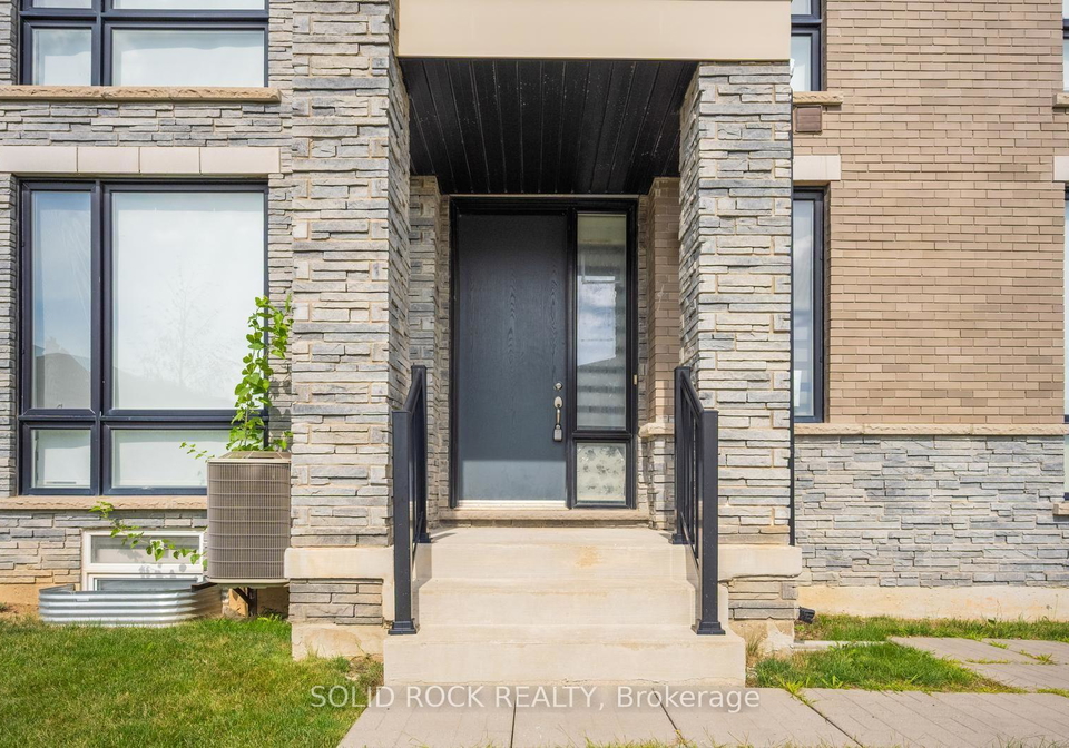 93-parity-road-brampton-ontario-w13817652