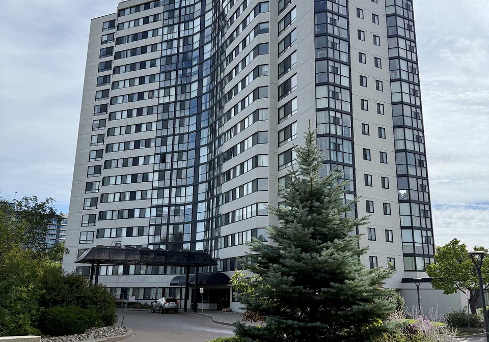 1360-rathburn-road-e-mississauga-ontario-w13817776