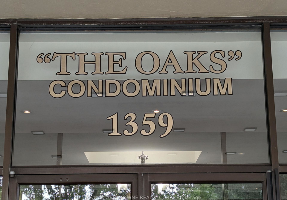 1359-white-oaks-boulevard-oakville-ontario-w13818032