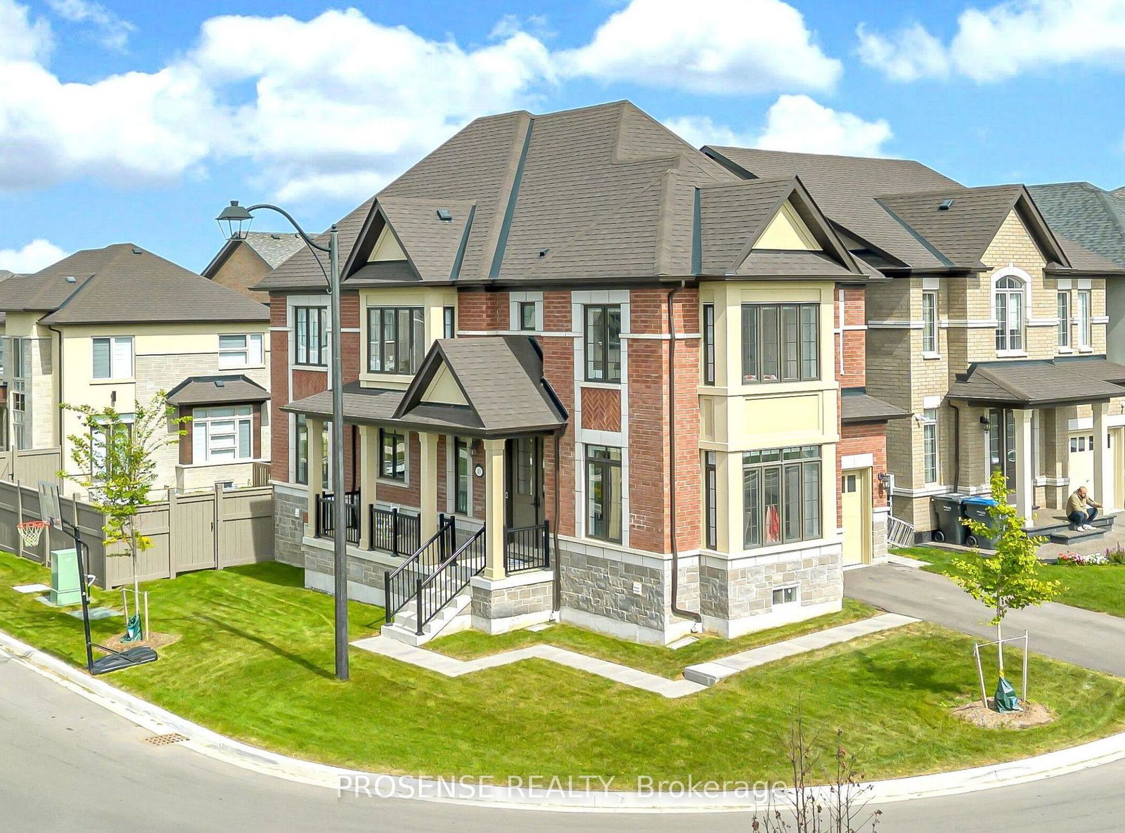 45-keyworth-crescent-brampton-ontario-w13818310