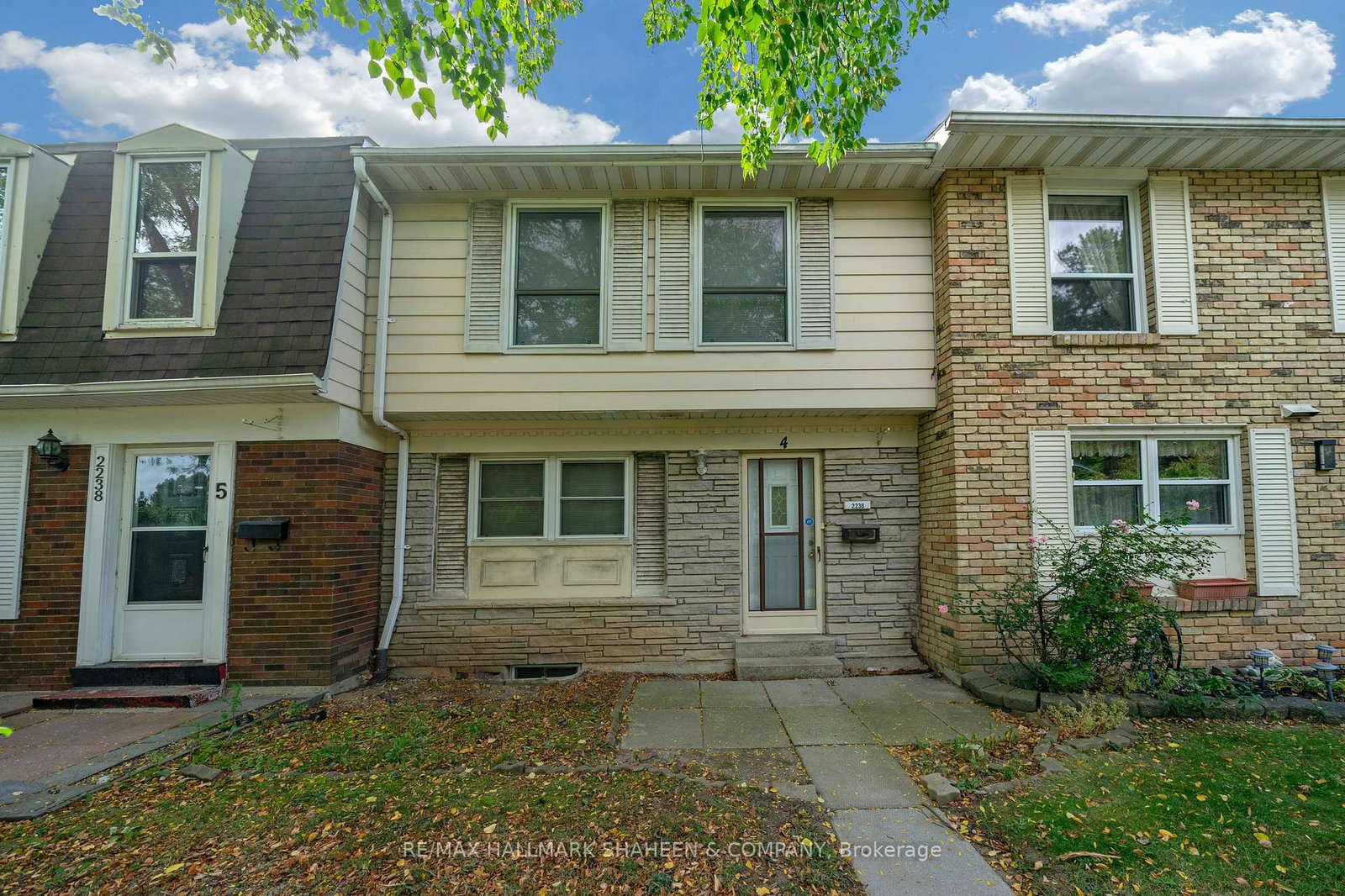 2238-upper-middle-road-burlington-ontario-w13818432