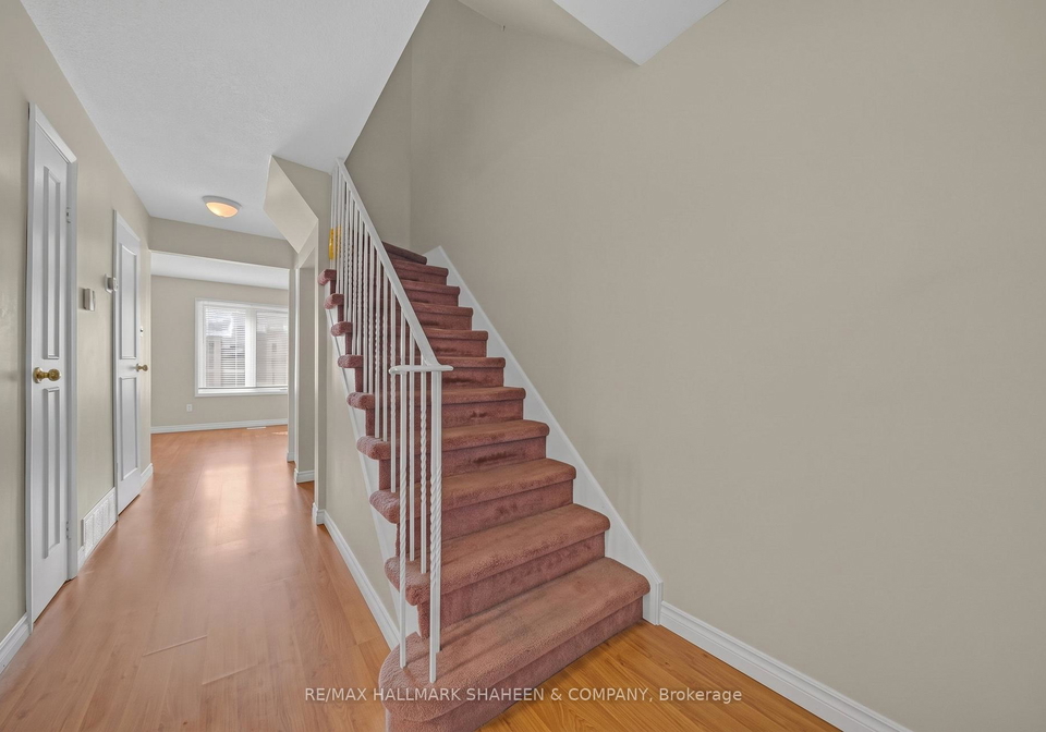 2238-upper-middle-road-burlington-ontario-w13818432