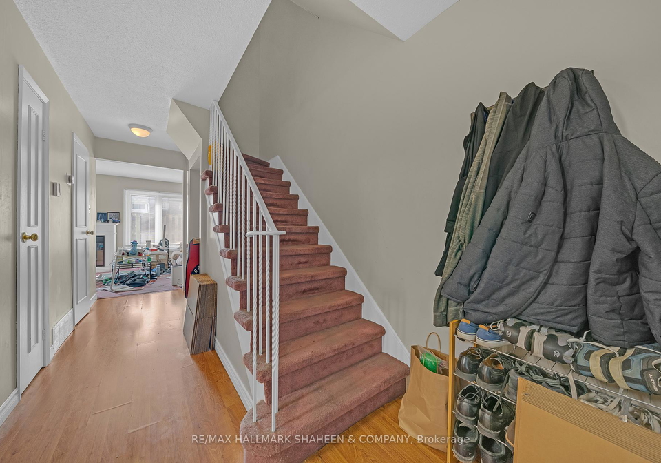 2238-upper-middle-road-burlington-ontario-w13818432