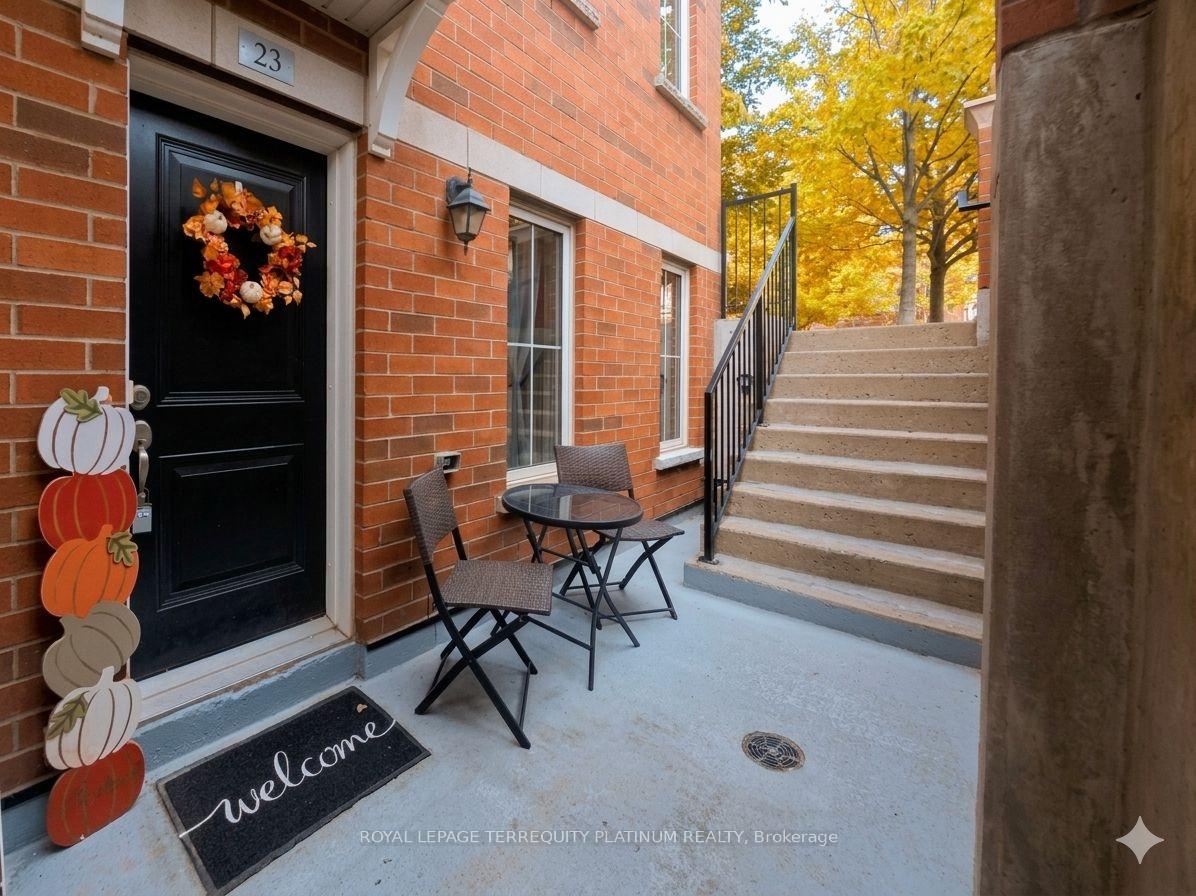 2468-post-road-oakville-ontario-w13818556