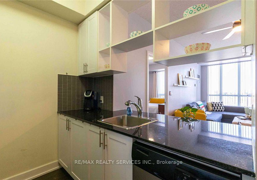 2-eva-road-toronto-etobicoke-ontario-w13818606
