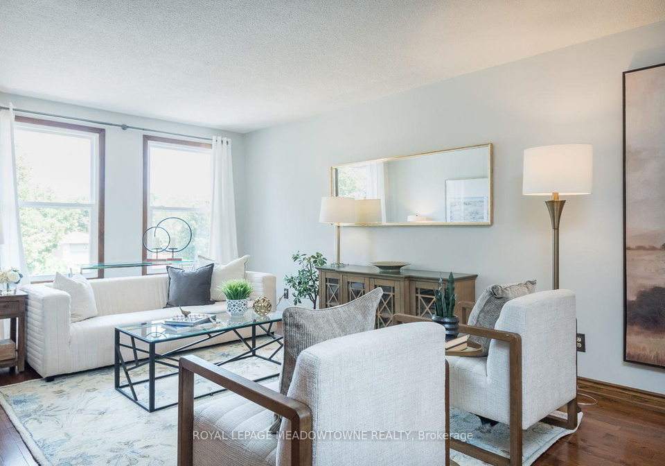 584-hayward-crescent-milton-ontario-w13818640