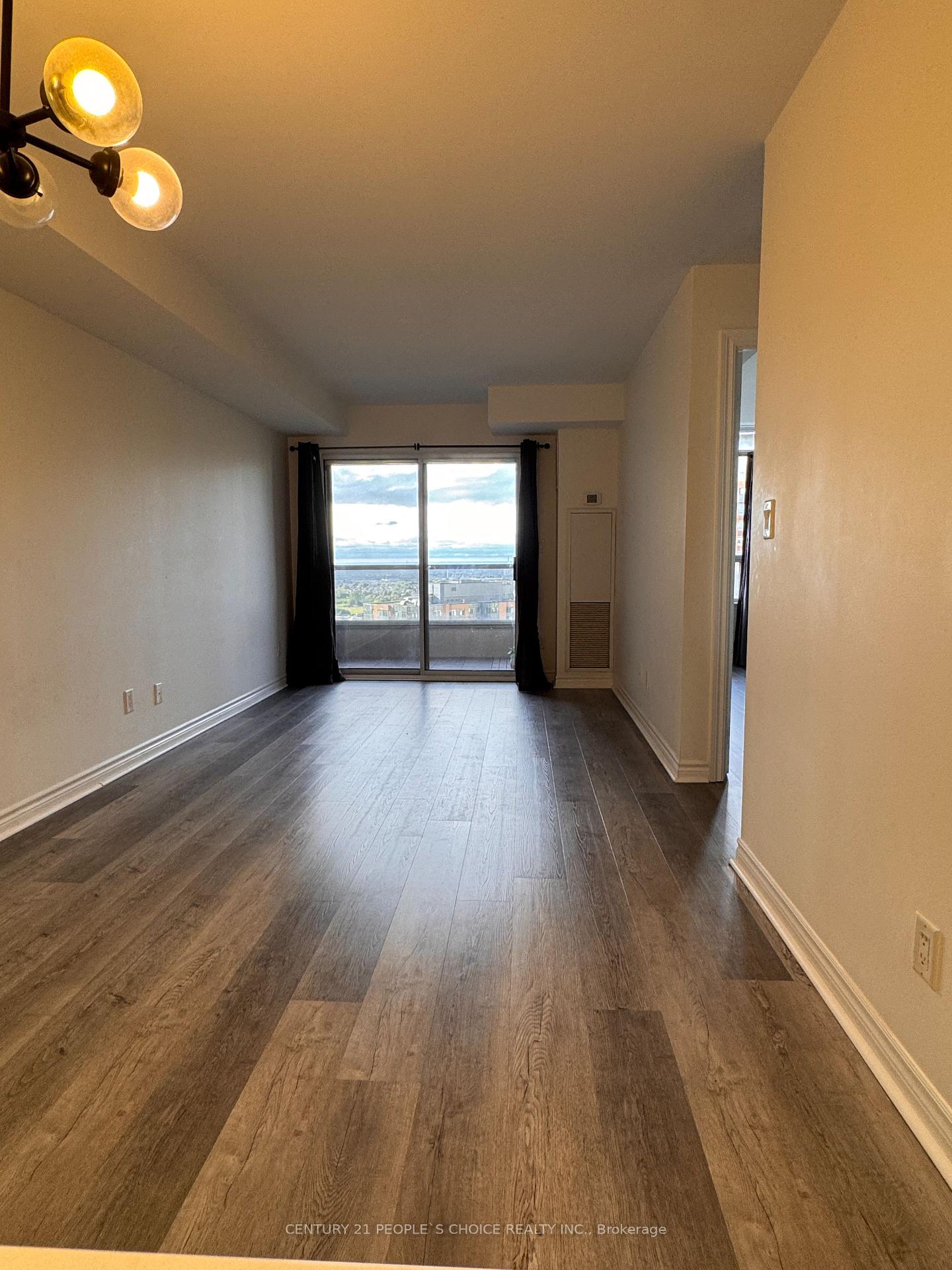 3888-duke-of-york-boulevard-mississauga-ontario-w13818792