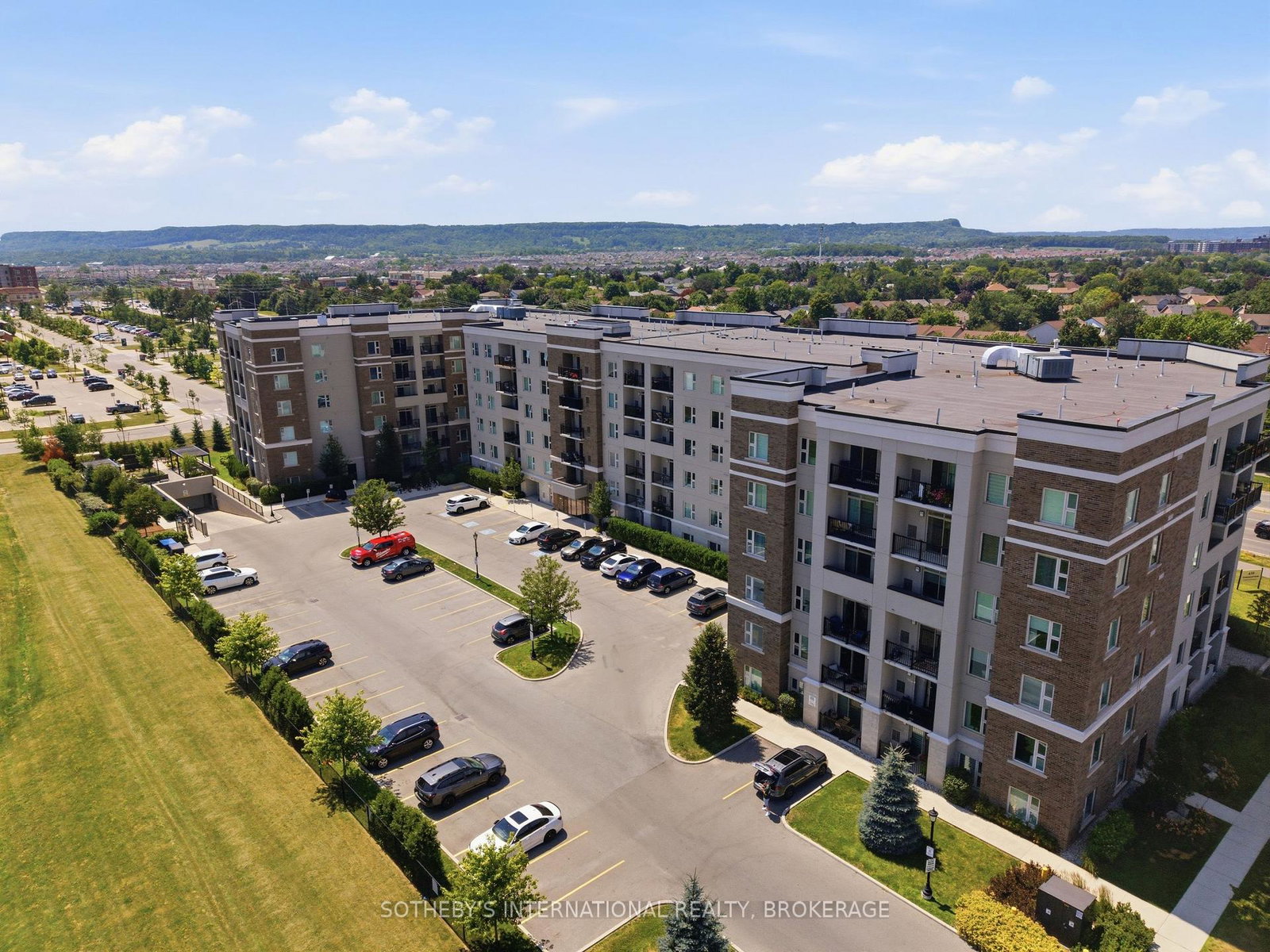 610-farmstead-drive-milton-ontario-w13818936