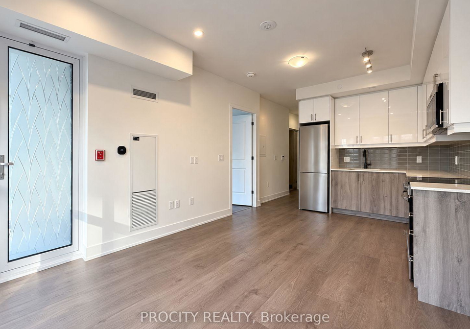 2343-khalsa-gate-oakville-ontario-w13819230