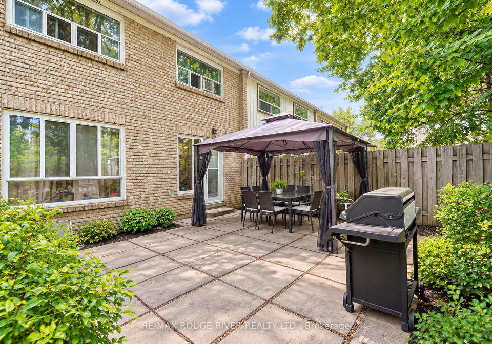 9-gosford-boulevard-toronto-york-ontario-w13819388