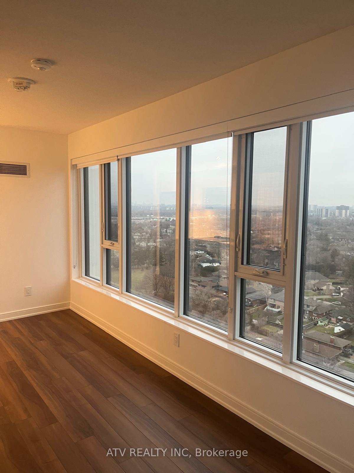 30-samuel-wood-way-toronto-etobicoke-ontario-w13819994