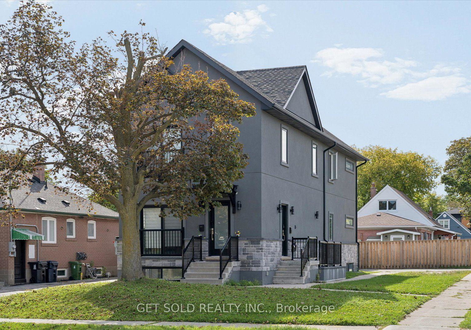 15-burrard-road-toronto-etobicoke-ontario-w13820156