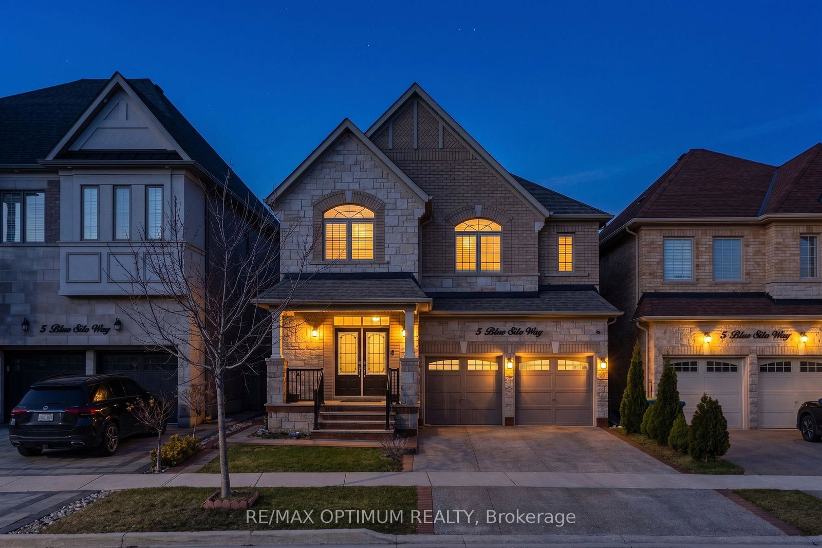 5-blue-silo-way-brampton-ontario-w13820396