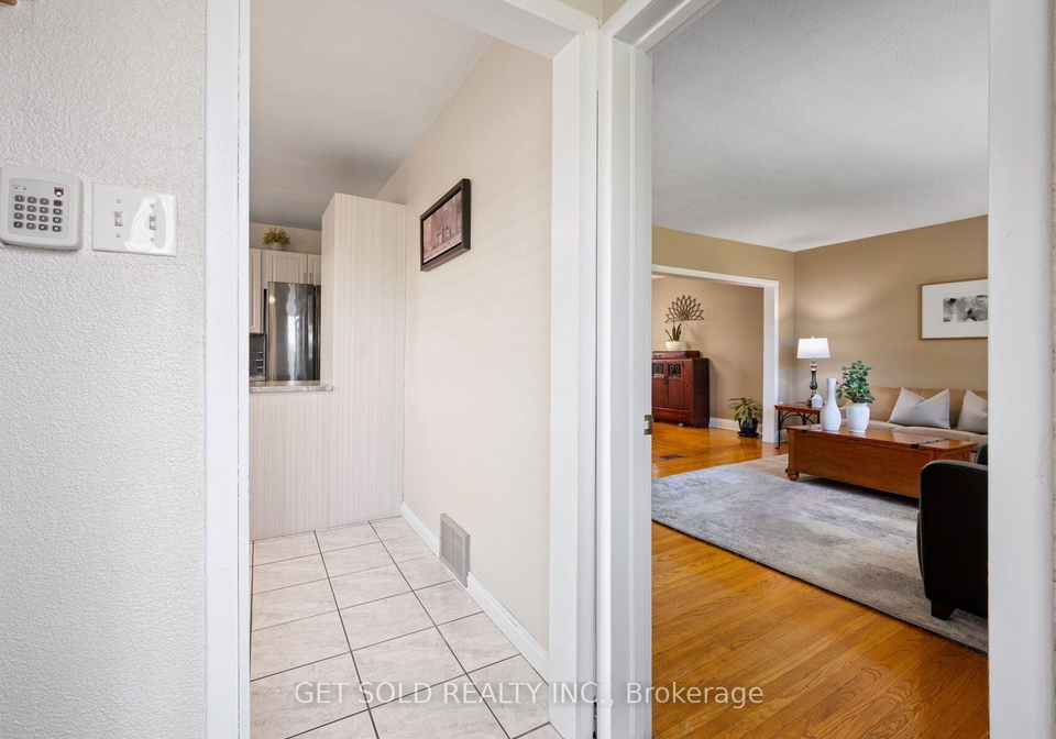 25-allenby-avenue-toronto-etobicoke-ontario-w13820420