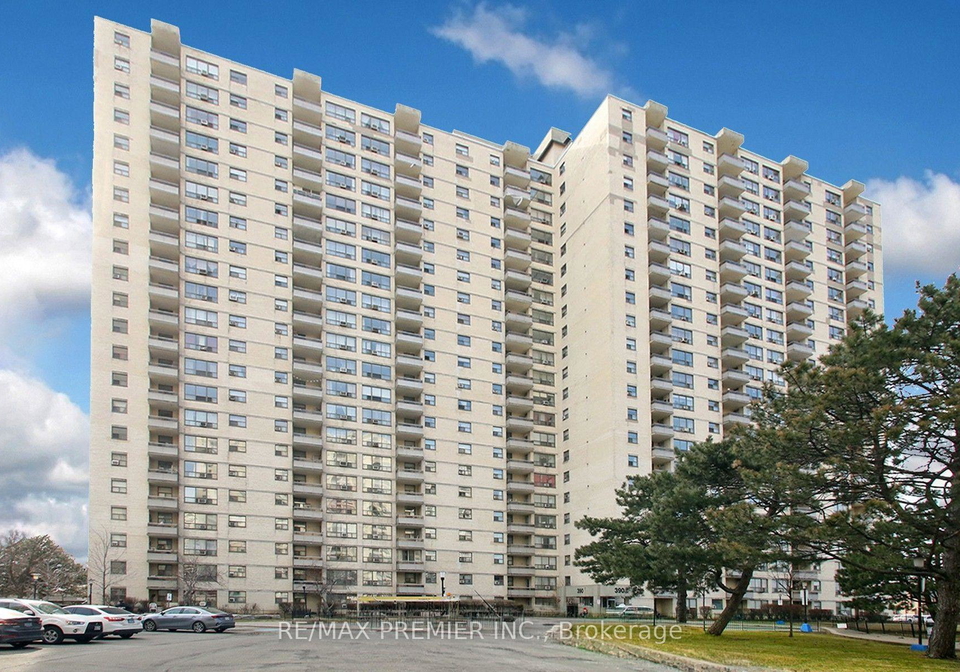 390-dixon-road-toronto-etobicoke-ontario-w13820580