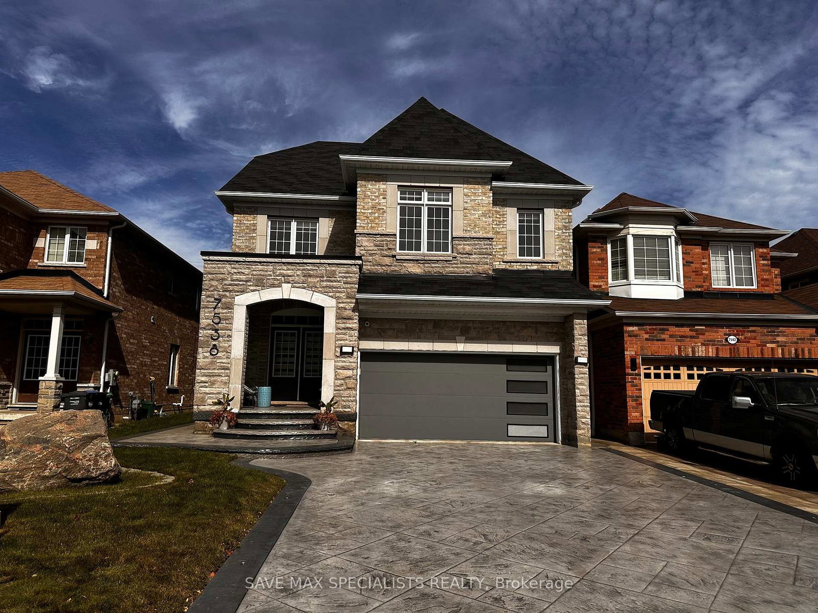 7538-saint-barbara-boulevard-mississauga-ontario-w13820708