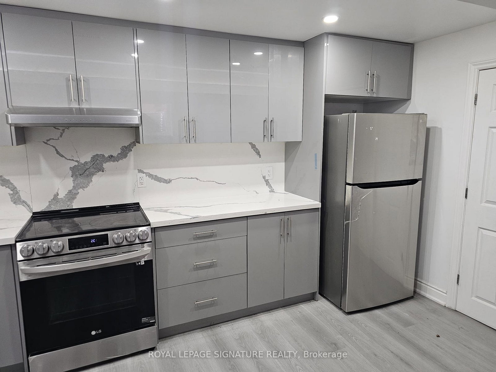 7590-saint-barbara-boulevard-mississauga-ontario-w13820722