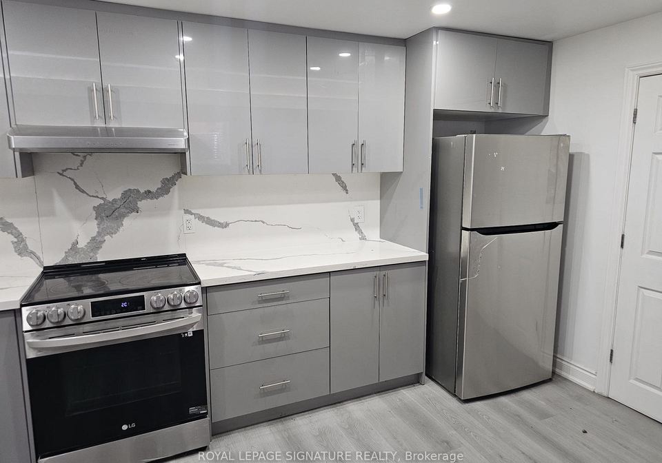 7590-saint-barbara-boulevard-mississauga-ontario-w13820722