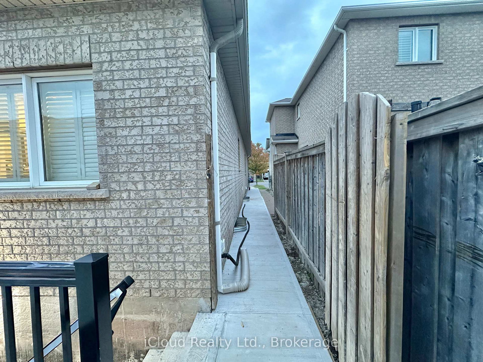 145-mclaughlin-avenue-milton-ontario-w13820952