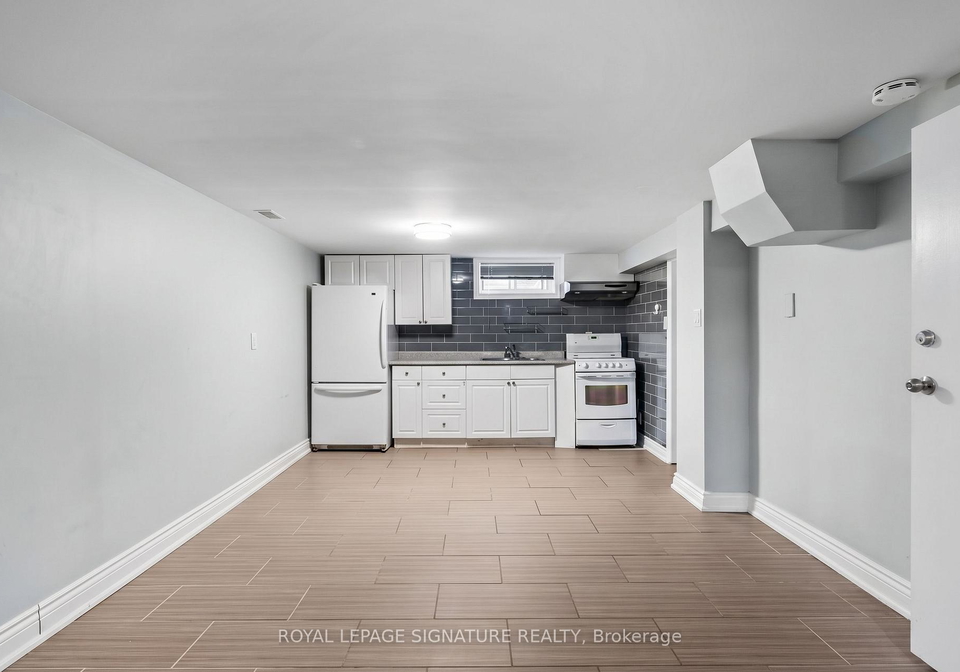 112-foch-avenue-toronto-etobicoke-ontario-w13821052