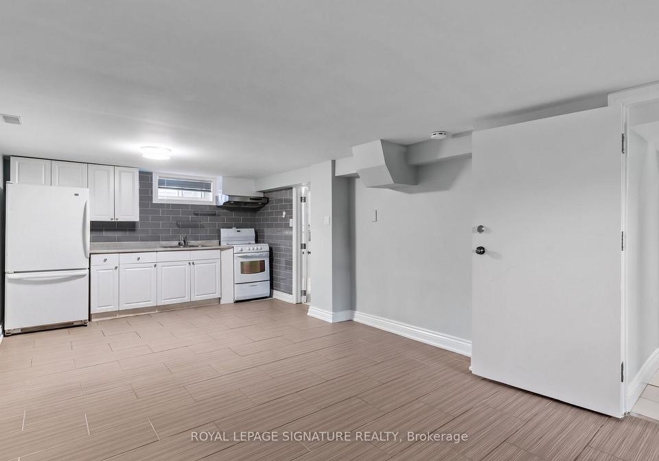 112-foch-avenue-toronto-etobicoke-ontario-w13821052