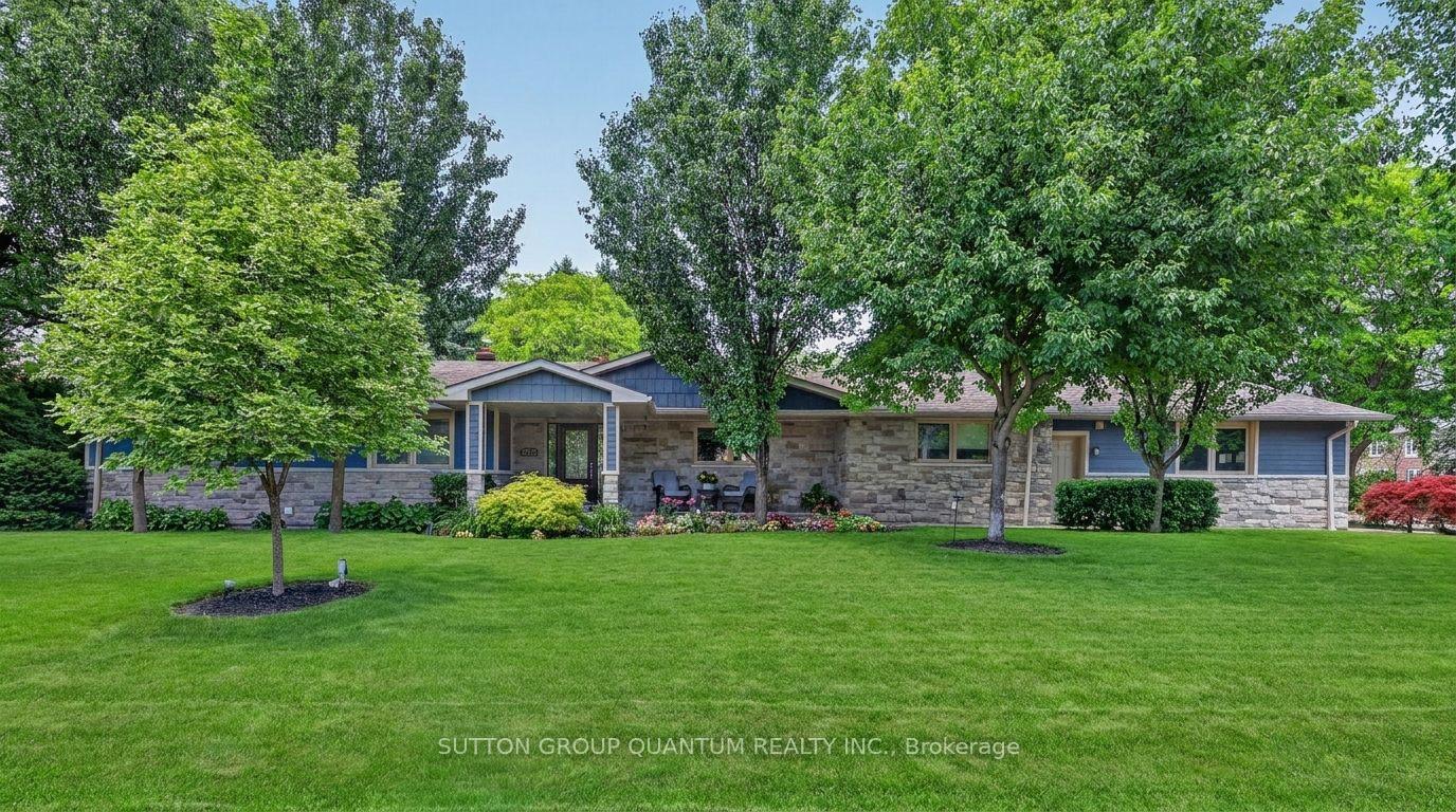 2233-oneida-crescent-mississauga-ontario-w13821094