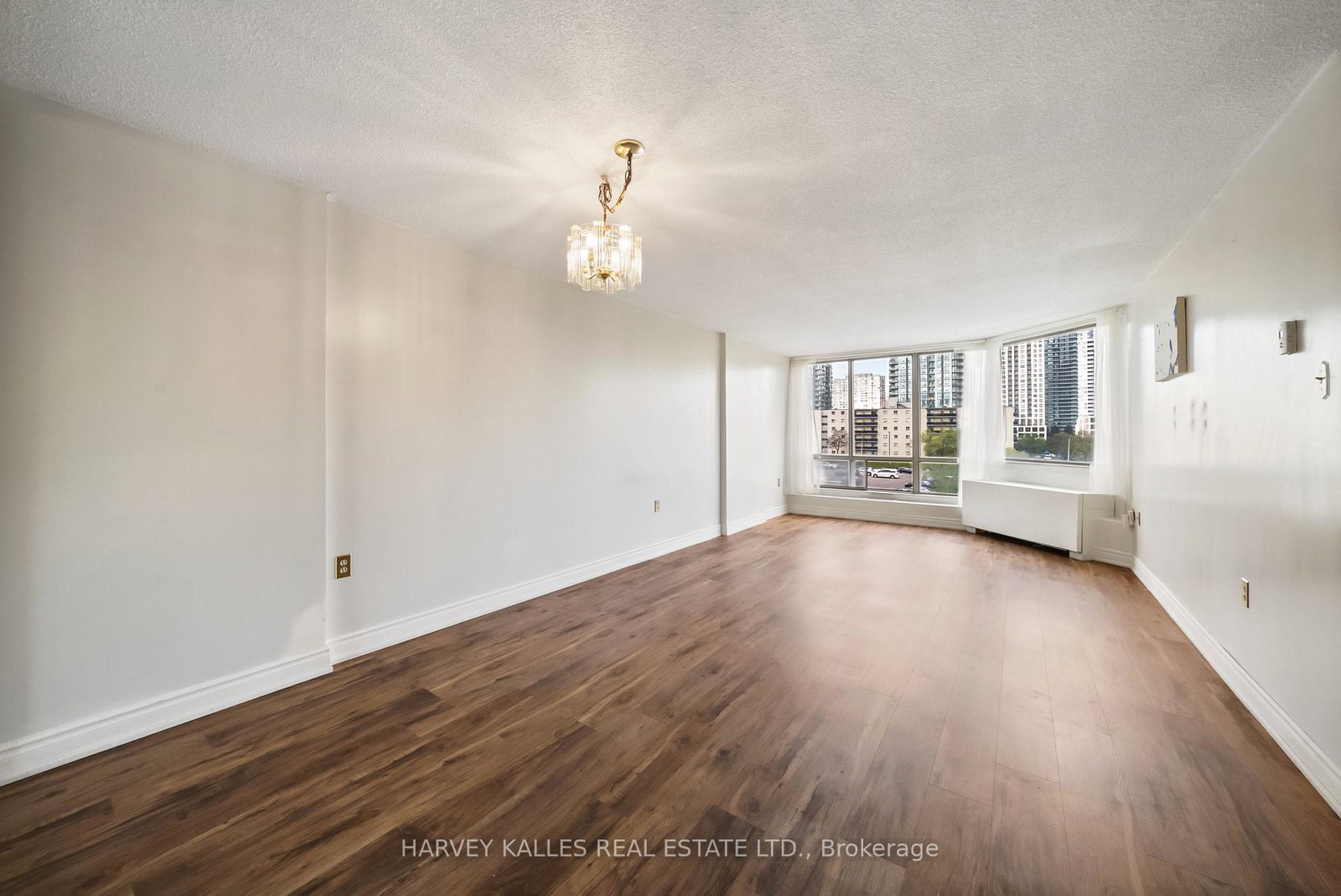 25-fairview-road-mississauga-ontario-w13821166