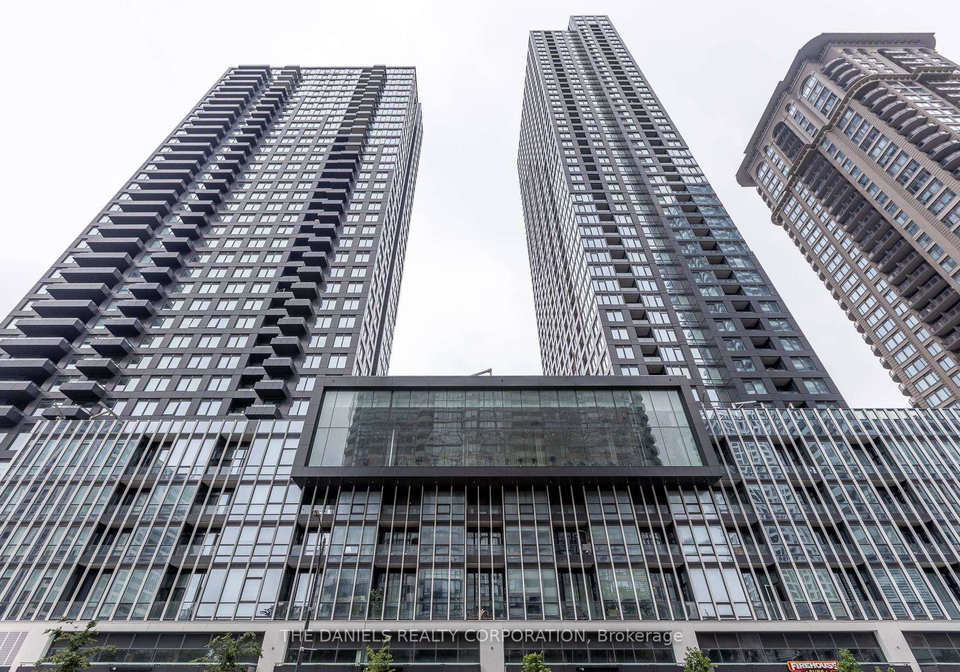 395-square-one-drive-mississauga-ontario-w13821204