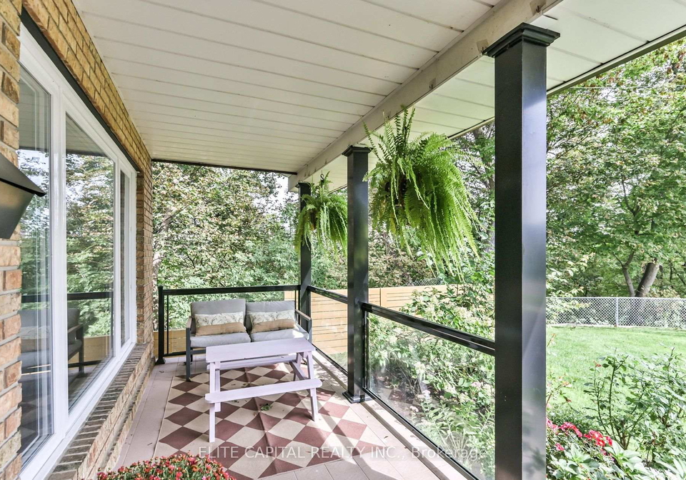 20-raymore-drive-toronto-etobicoke-ontario-w13821386